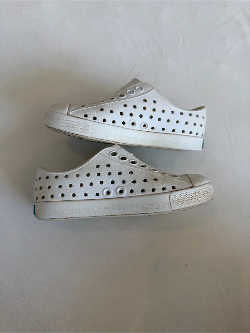 Native Kids Water Shoes Jefferson Slip-On in White Size 8/c8